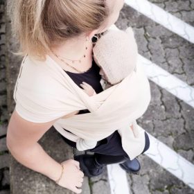 Hoppediz rugalmas kendő-Creme