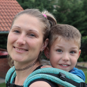 Babahordozás:Régen is hordozottak voltunk-ez a biológiai igénye az embergyereknek